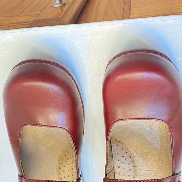 Dansko Mary Jane Clog Size 37 US Women Size 6, excellent condition clean - Picture 8 of 11